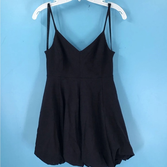 Mormon wives Black v neck short dress size2 extra small with a bumble hem nwt - Picture 2 of 9